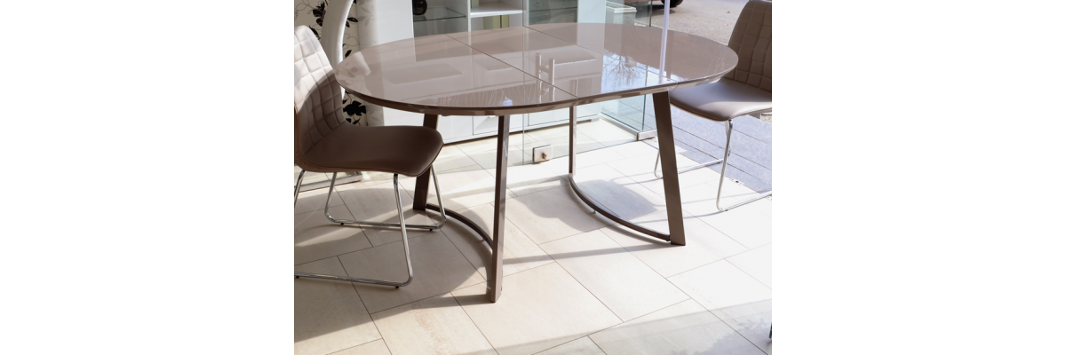 ТРАПЕЗАРНА МАСА МАДРИД